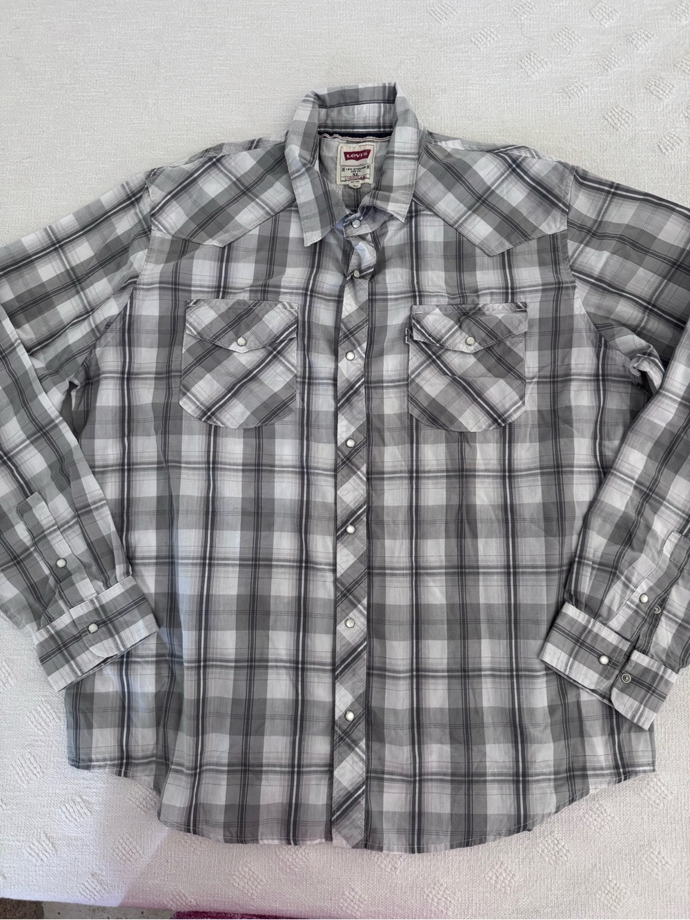 Levis Men's XL Gray Plaid Western Pearl Snap Long Sleeve Casual Dress Shirt
@2